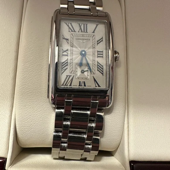 Longines Dolce Vita Silver Watch - Picture 3 of 10